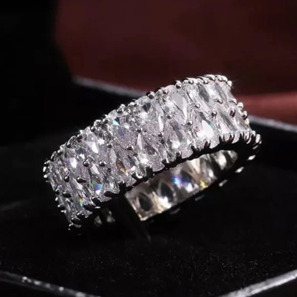 NEW 925 STERLING SILVER ETERNITY DIAMOND RING, CUTE RING, SHINY RING. - Picture 6 of 6